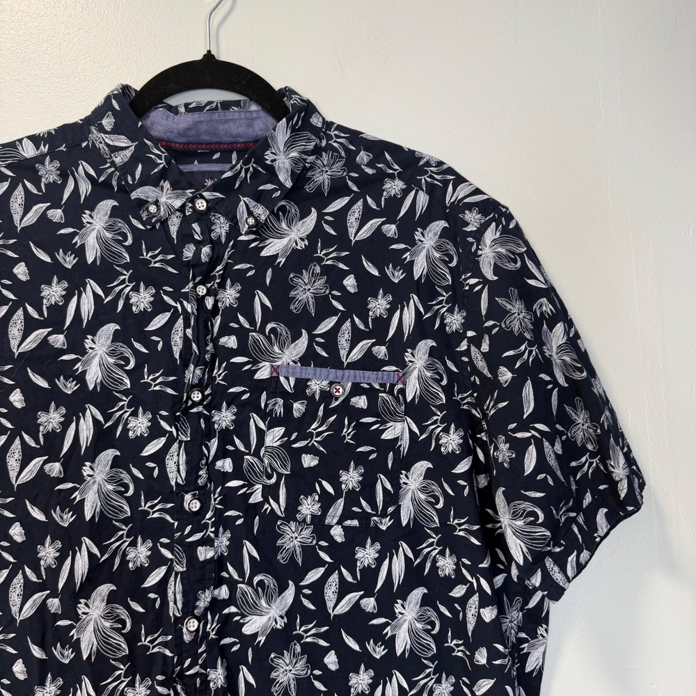 International Report Tropical Collection Mens XL Navy Floral Button Down Shirt